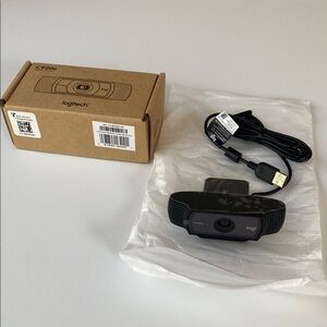 Logitech Black Webcam with USB Cable C920e